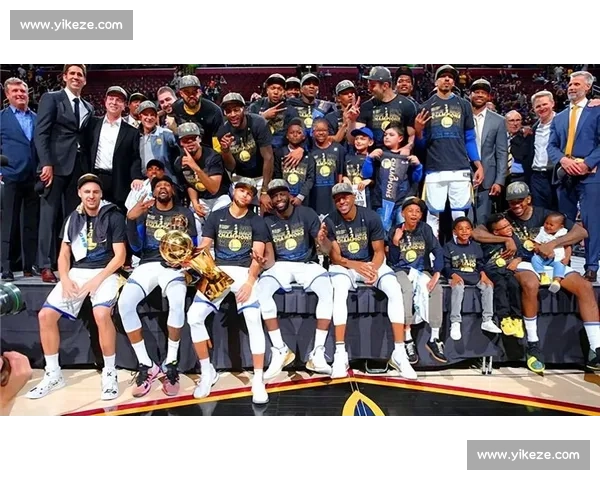 穷老板的五冠密码:马刺如何用 2 亿资产缔造 NBA 最草根王朝 穷老板的五冠密码:马刺如何用 2 亿资产缔造 NBA 最草根王朝